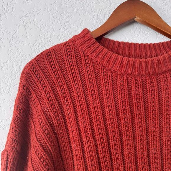 Universal Thread Red Knit Long Sleeve Sweater Size Medium - Picture 3 of 6